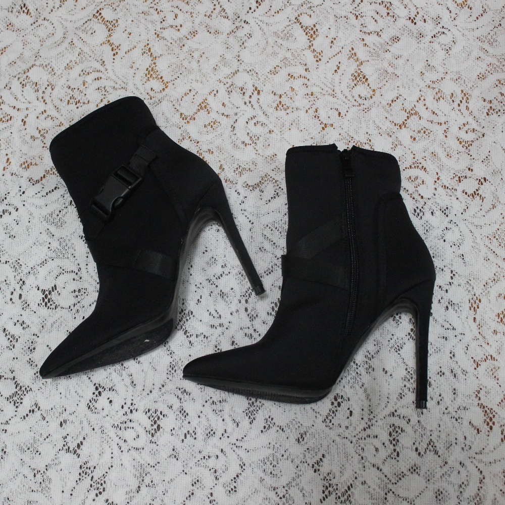 Buckled Strap Pointy Toe Stiletto Booties
